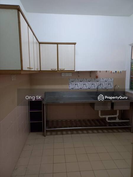 For Rent - 2 Storey Semi-Detached house