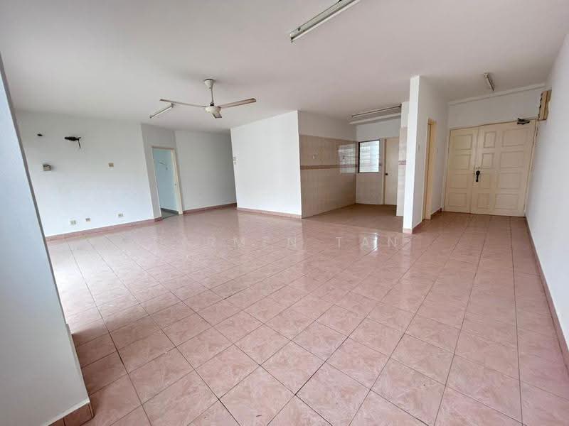 Condominium for Sale at Venice Hill - Carmen Tan - Living Room - PropertyGuru.com.my