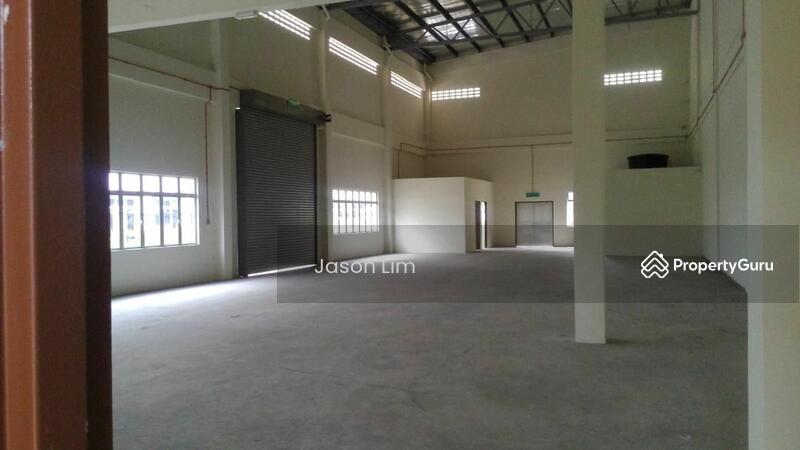 Untuk Dijual - Semi-D factory at Bukit Kemuning