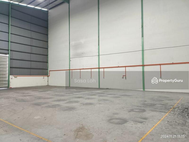 Untuk Disewa - Berjaya Industrial Park 3 Storey Semi D Factory Shah Alam Sek 32