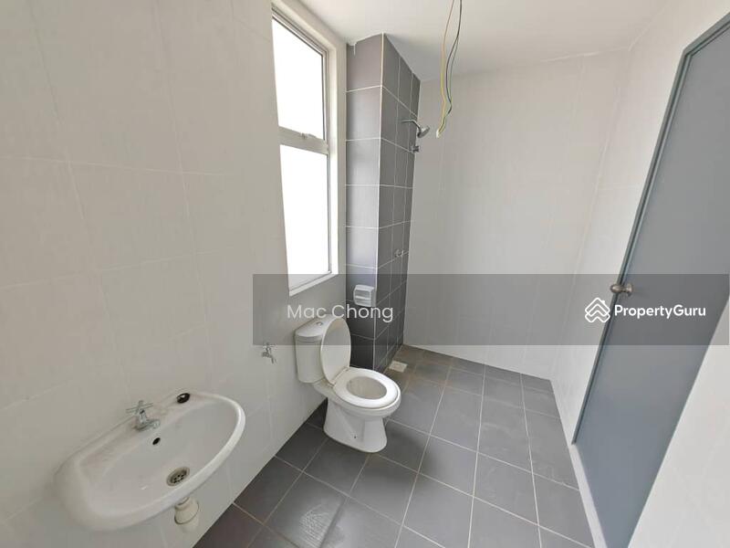 3-storey Terraced House for Sale in Semenyih (Selangor) - Mac Chong - PropertyGuru.com.my