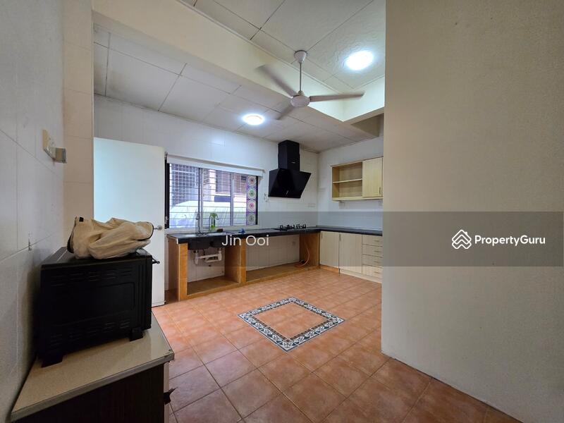 Seksyen 4 untuk Untuk Dijual - RM 1,350,000, Mac 2026 - PropertyGuru.com.my