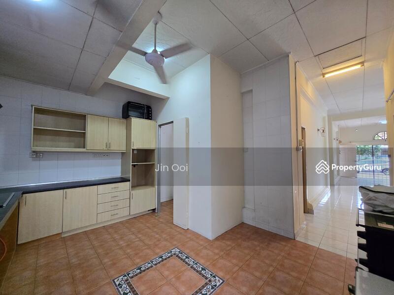 Seksyen 4 untuk Untuk Dijual - RM 1,350,000, Mac 2026 - PropertyGuru.com.my
