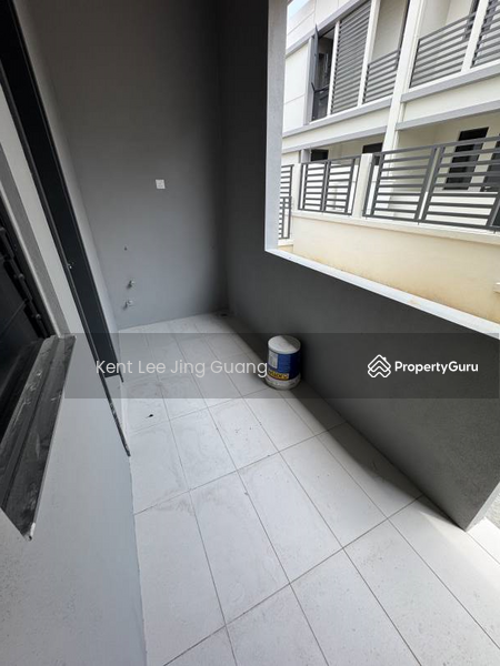 Untuk Dijual - New launch Semi D project Sungai Buloh City center completed