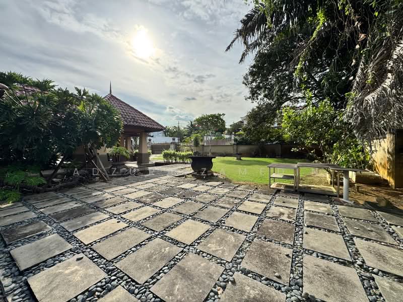 Bungalow for Sale in Country Heights (Kajang) - Adzura Zamedin - PropertyGuru.com.my