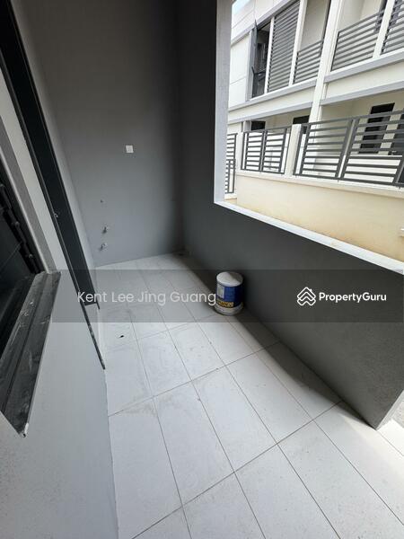 For Sale - [New Completed Project end 2025] Freehold Semi-D @ Amverton Hills