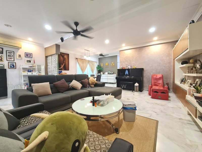 2-storey Terraced House for Sale in Taman Desa Aman (Cheras) - Ken Lew - Living Room - PropertyGuru.com.my