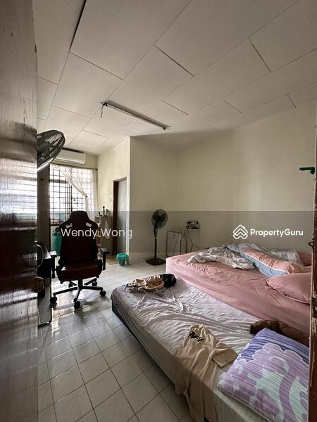 Untuk Dijual - Taman Megah Ria