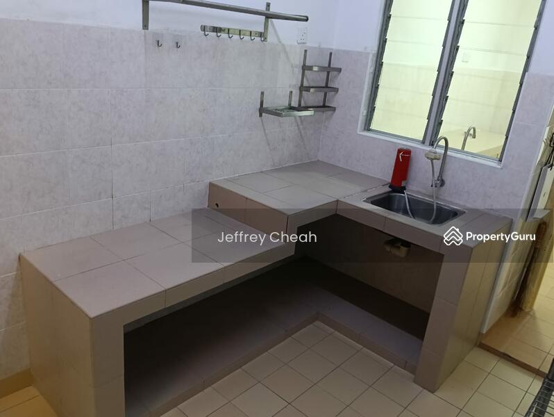 Pangsapuri untuk Dijual di D'shire Villa - Jeffrey Cheah - PropertyGuru.com.my