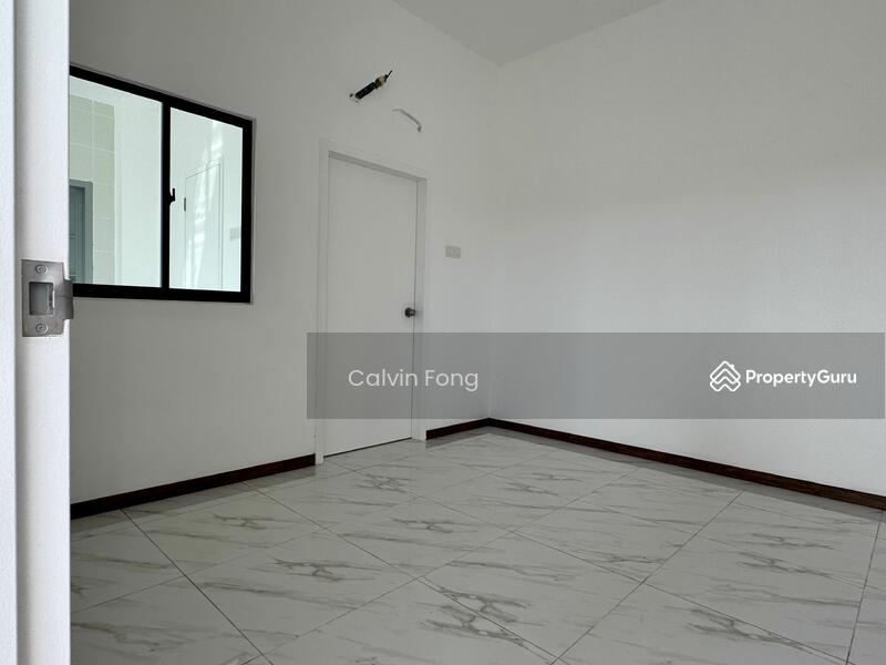 Ground floor bedroom