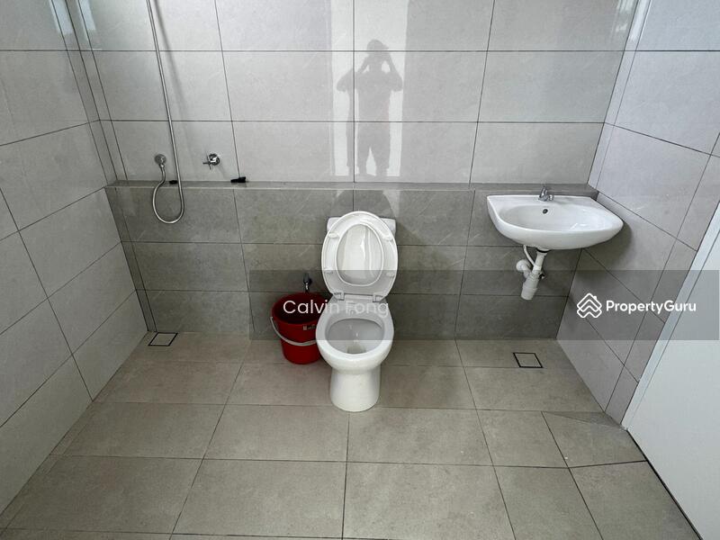 Ground floor common bathroom