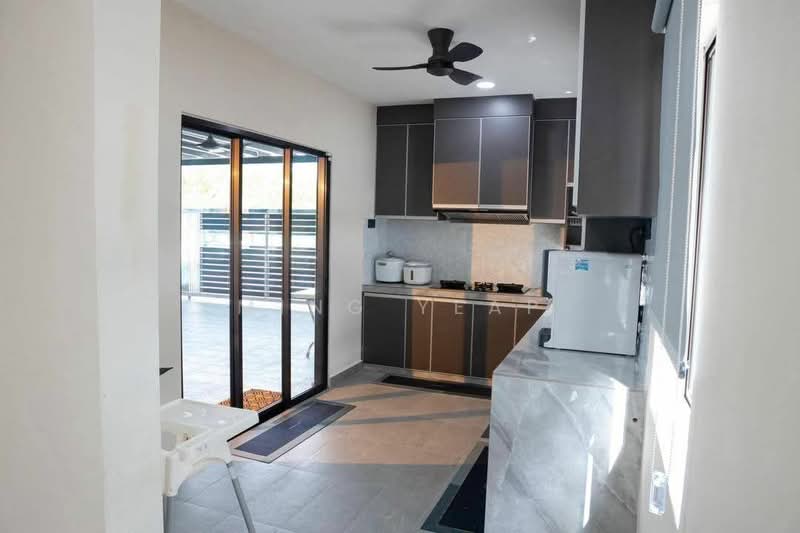 2-storey Terraced House for Sale in Bandar Dato Onn (Tebrau) - Ming Yeap - Kitchen - PropertyGuru.com.my