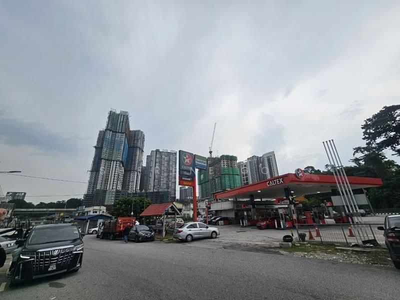 Shop / Office untuk Dijual di Taman Salak Selatan (Salak South) - Sherene Goh - Exterior - PropertyGuru.com.my