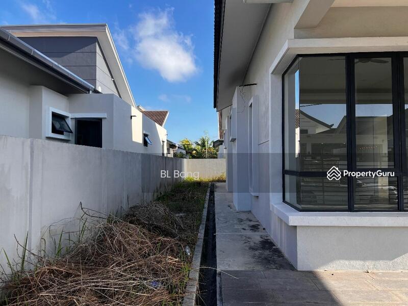 For Sale - Bungalow at Taman Satu Krubong