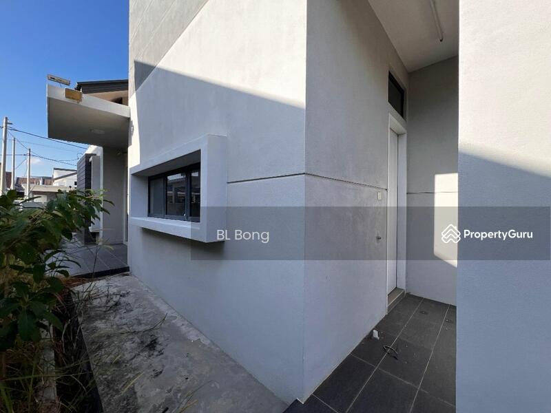 For Sale - Bungalow at Taman Satu Krubong