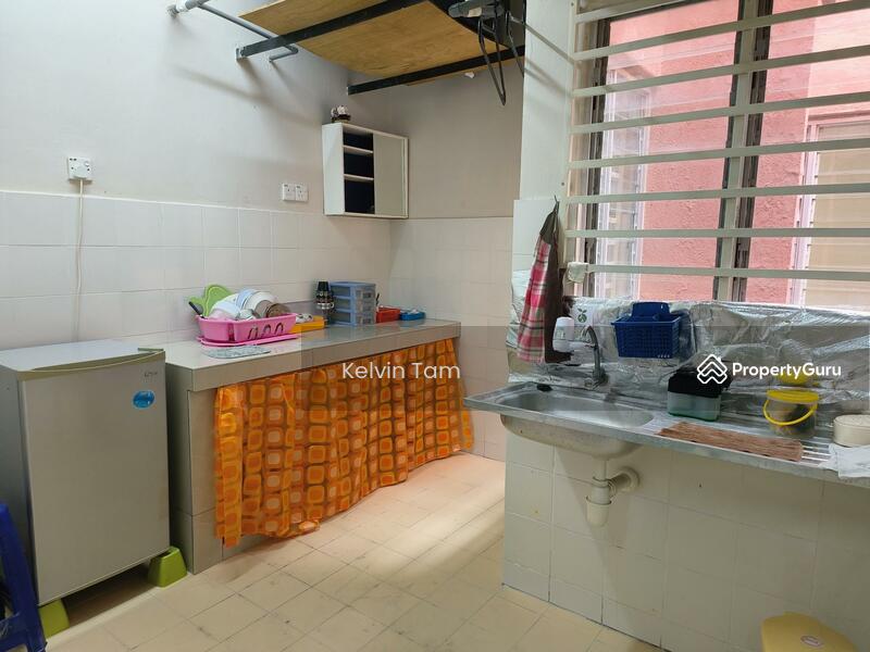 Untuk Dijual - Pulau Melaka