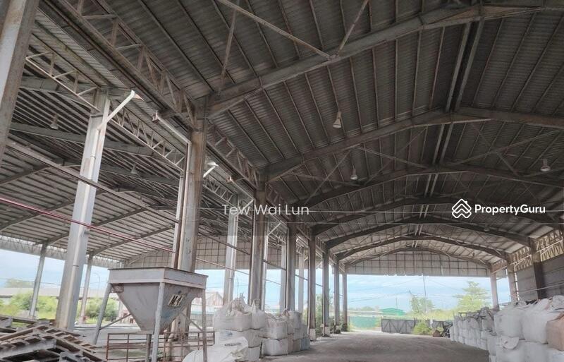 Untuk Disewa - Warehouse For Rent At Simpang Pulai