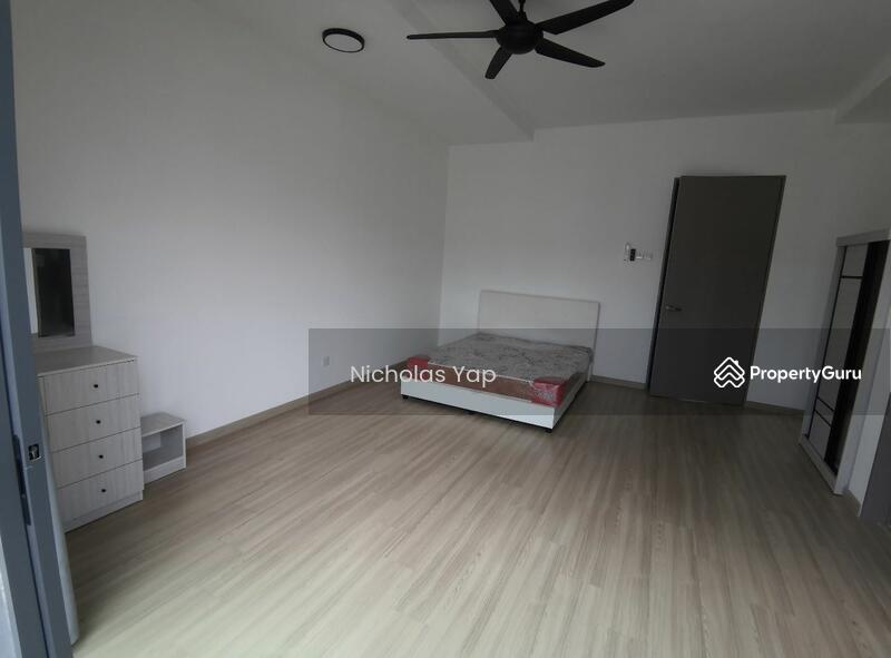 For Sale - 2 storey house @ diamond residences carnation Semenyih