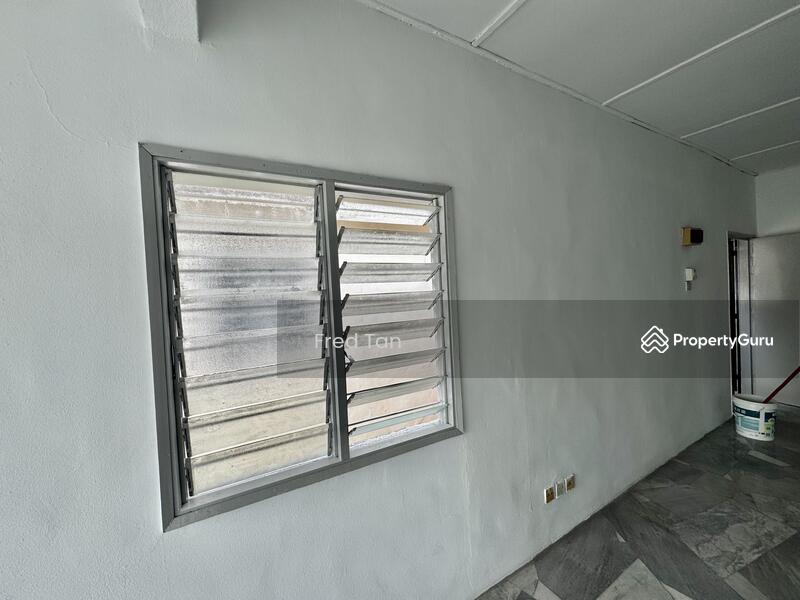 Untuk Disewa - Sri Anggerik 2