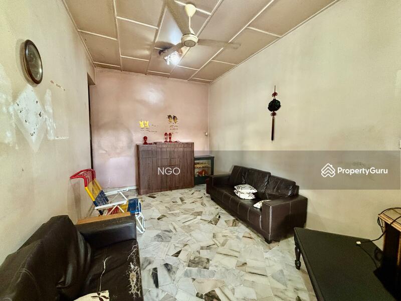 Untuk Dijual - Single Storey Terrace House Taman Sri Indah Parit Raja