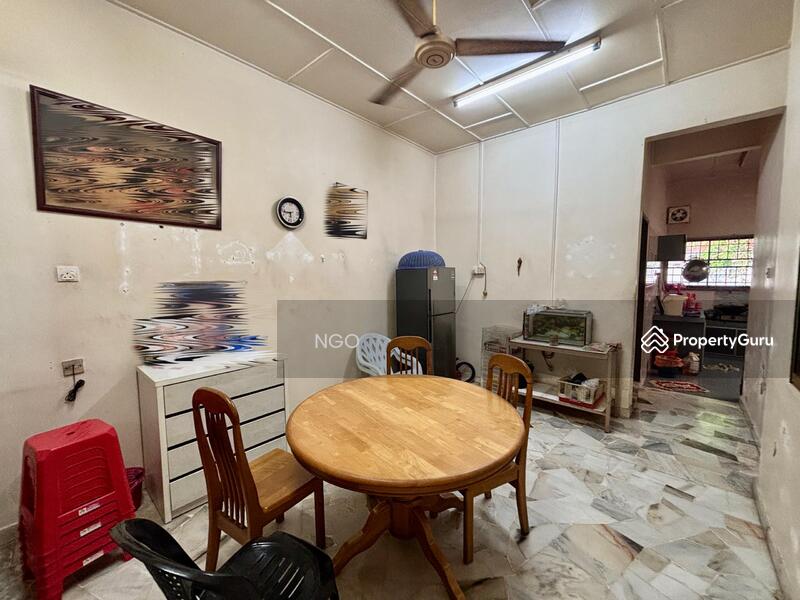 Untuk Dijual - Single Storey Terrace House Taman Sri Indah Parit Raja