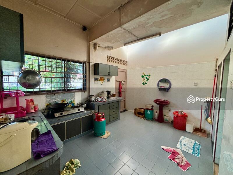 Untuk Dijual - Single Storey Terrace House Taman Sri Indah Parit Raja