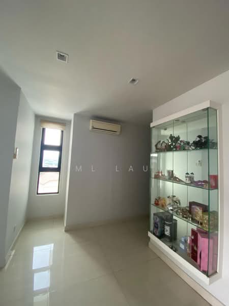 Kondominium untuk Dijual di Papillon Desahill Condominium - ML Lau - Interior - PropertyGuru.com.my
