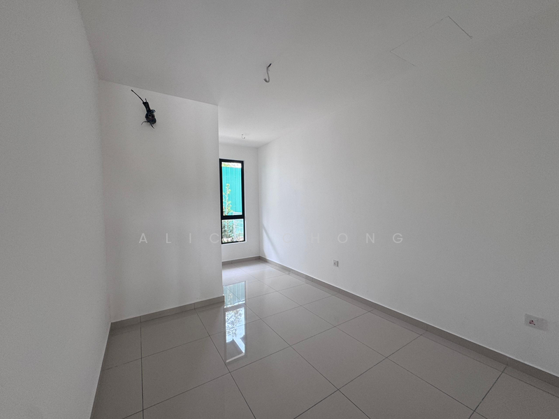 Rumah Teres 2 Tingkat untuk Dijual di Leisure Farm (Gelang Patah) - Alice Chong - PropertyGuru.com.my