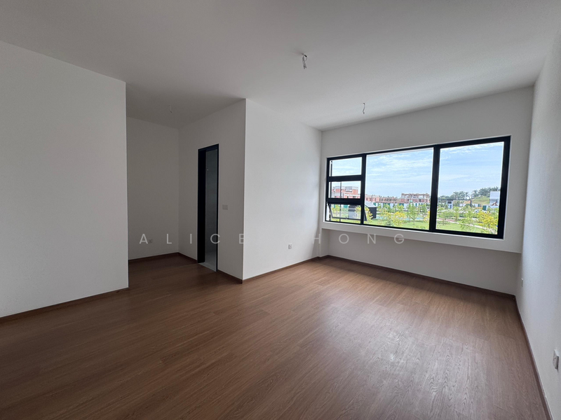 Rumah Teres 2 Tingkat untuk Dijual di Leisure Farm (Gelang Patah) - Alice Chong - PropertyGuru.com.my