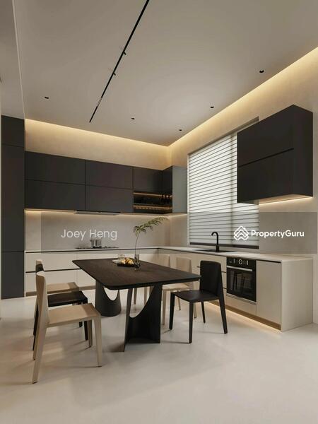 For Sale - [Corner Lot] Semi-D 38x85 3500 sqft! Non-Bumi 938K