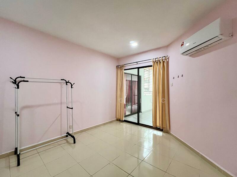 Untuk Dijual - Polo Park