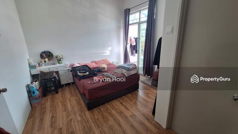 For Sale - Taman Tasik Puchong