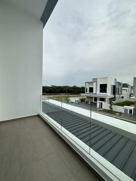 Bungalow for Sale in Alam Nusantara (Setia Alam) - Jess Tee - PropertyGuru.com.my