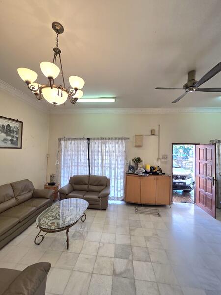 2-storey Terraced House for Sale in Bukit Jelutong (Shah Alam) - Abbie Lim - PropertyGuru.com.my