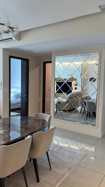 Condominium for Sale at Queens Residences Q2 @ Queens Waterfront - Wei Chin Ooi - Dining Room - PropertyGuru.com.my