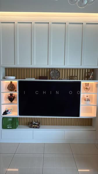 Condominium for Sale at Queens Residences Q2 @ Queens Waterfront - Wei Chin Ooi - Living Room - PropertyGuru.com.my