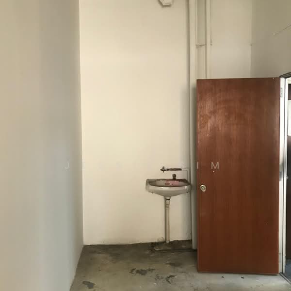 Warehouse for Rent in Batu 5 (Jalan Klang Lama (Old Klang Road)) - Jessie Sim - PropertyGuru.com.my