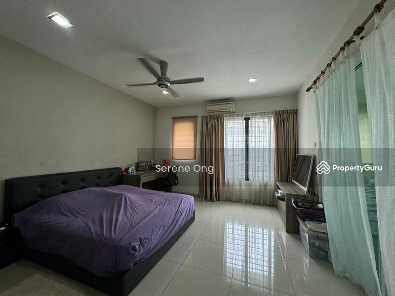 Untuk Dijual - Kota Damasara 3 Storey Corner House