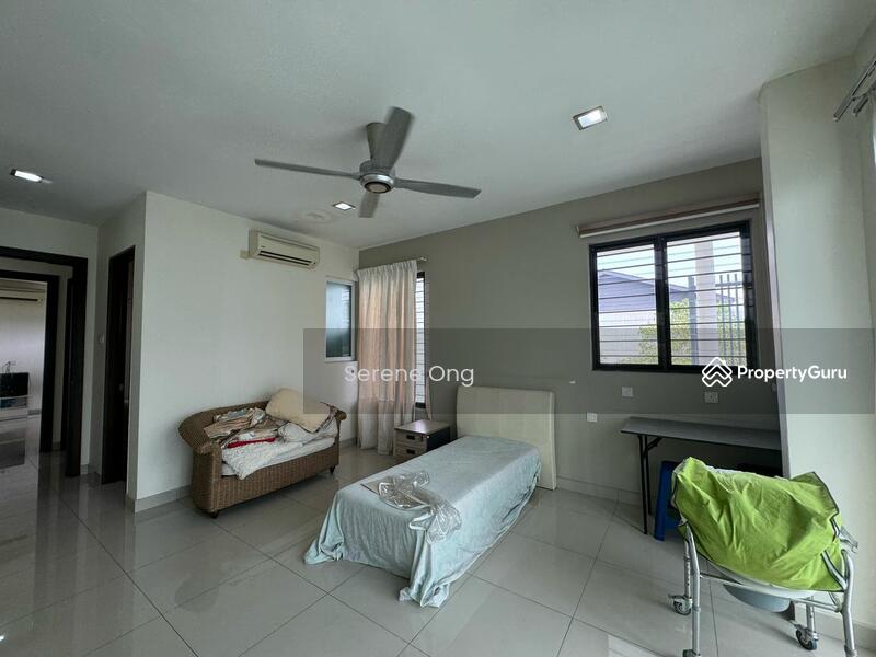 Untuk Dijual - Kota Damasara 3 Storey Corner House