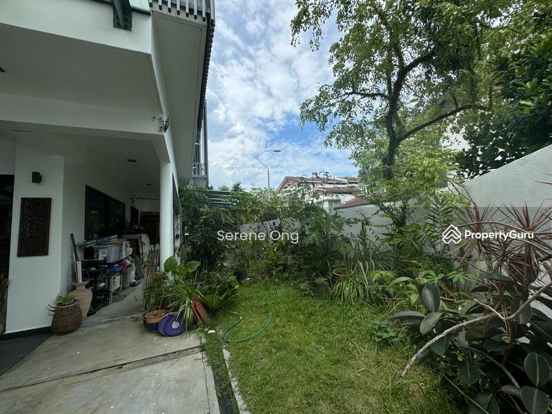 Untuk Dijual - Kota Damasara 3 Storey Corner House