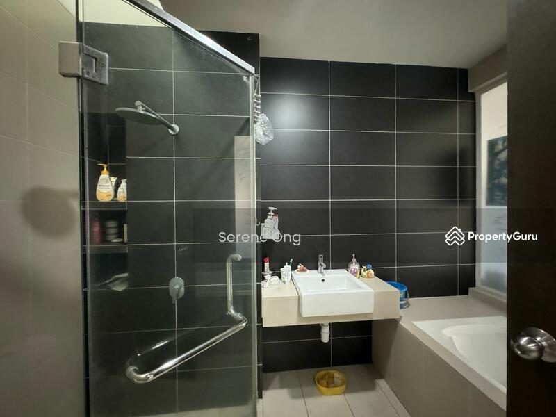Untuk Dijual - Kota Damasara 3 Storey Corner House