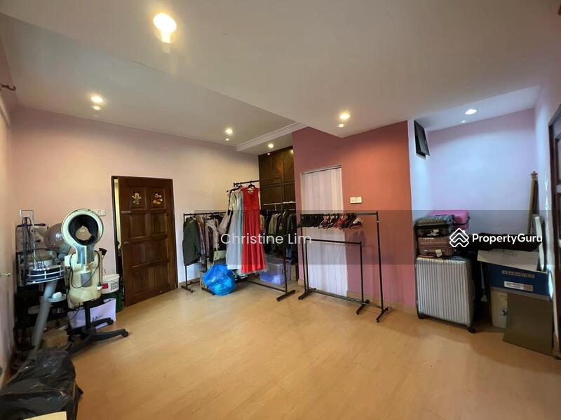 For Sale - Tingkat Seri genting