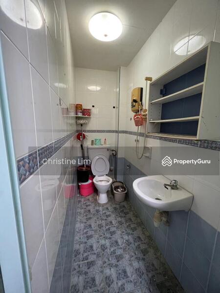 For Sale - Tingkat Seri genting