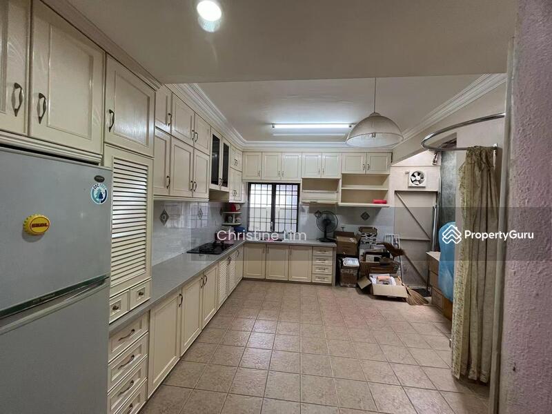 For Sale - Tingkat Seri genting