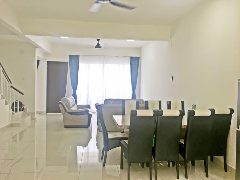 2-storey Terraced House for Rent in Diamond City (Semenyih) - Wendy Boon - Living Room - PropertyGuru.com.my