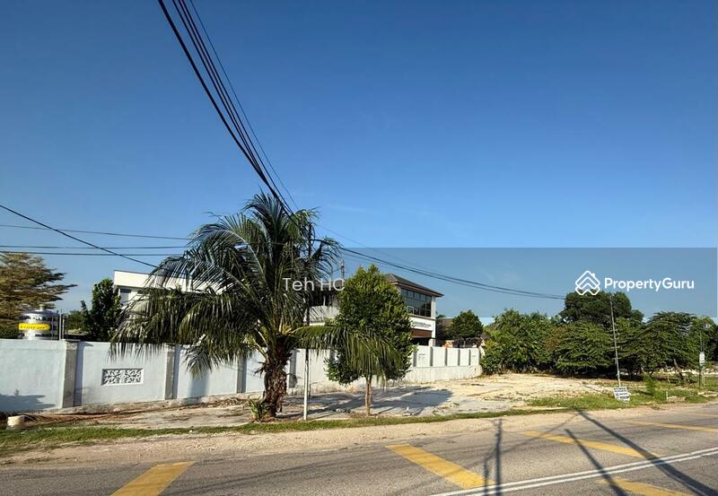 main view from the left front view