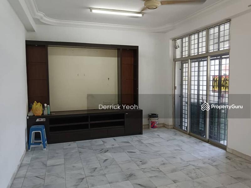 Untuk Disewa - 2 Storey House @ Taman Iping, Batu Maung fo Rent