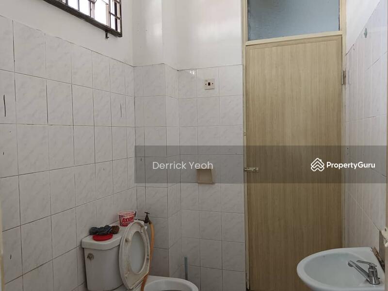 Untuk Disewa - 2 Storey House @ Taman Iping, Batu Maung fo Rent