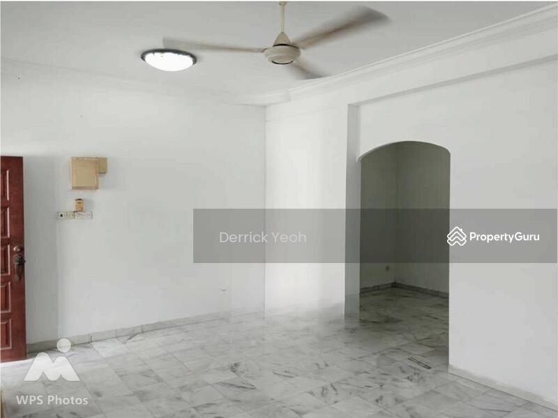 Untuk Disewa - 2 Storey House @ Taman Iping, Batu Maung fo Rent