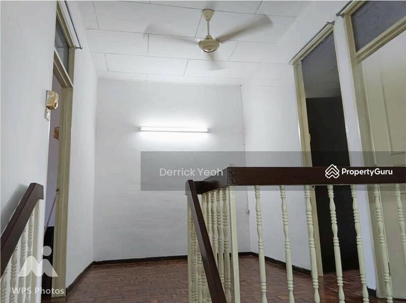Untuk Disewa - 2 Storey House @ Taman Iping, Batu Maung fo Rent
